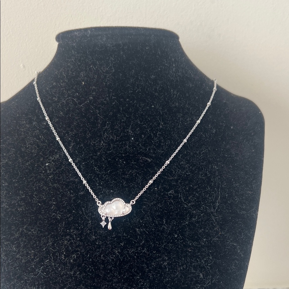 Kendra Scott Silver Cloud Pendant Necklace - Picture 5 of 5